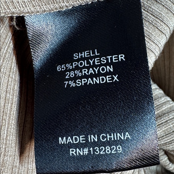 REVOLVE h:ours Tan Off-Shoulder Long Sleeve DelhiaPearl Dress Size:M mini Dress - Picture 7 of 13